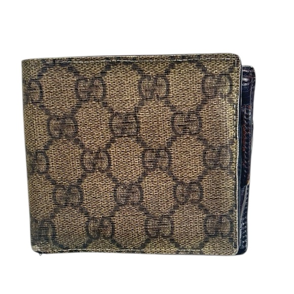 Gucci Handbags - Gucci Ebony Multiple Compartment Vintage Wallet Unisex